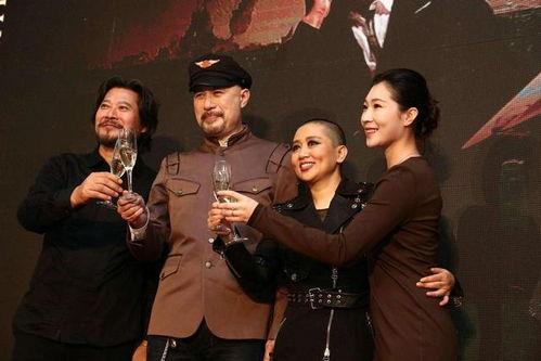 徐锦江娱乐爆料视频大全,揭秘明星幕后趣事  第1张